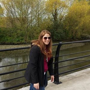 Meet your Posher, Julie